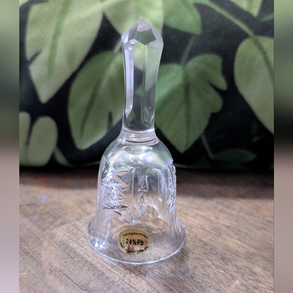 Vintage Crystal Bell with Etched Design *BINJ